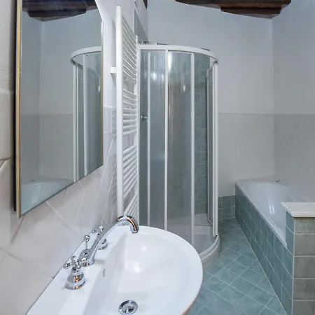 Stunning In アパート モンティッキエッロ