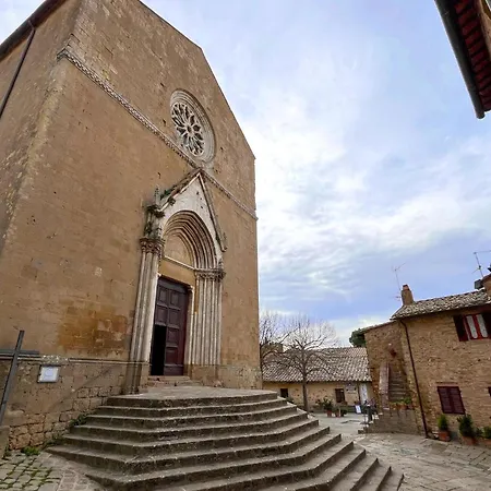 Stunning In モンティッキエッロ